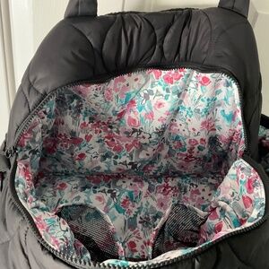 Vera Bradley Women’s Featherweight Travel Bag